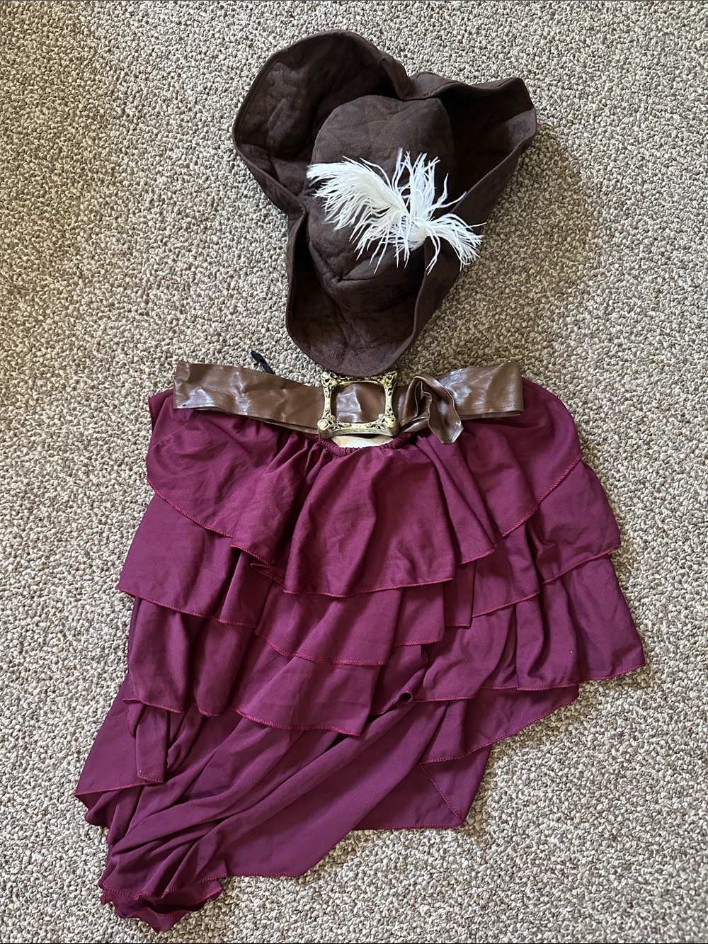 Pirate costume Tiered Ruffle Burgundy Skirt with Belt and hat